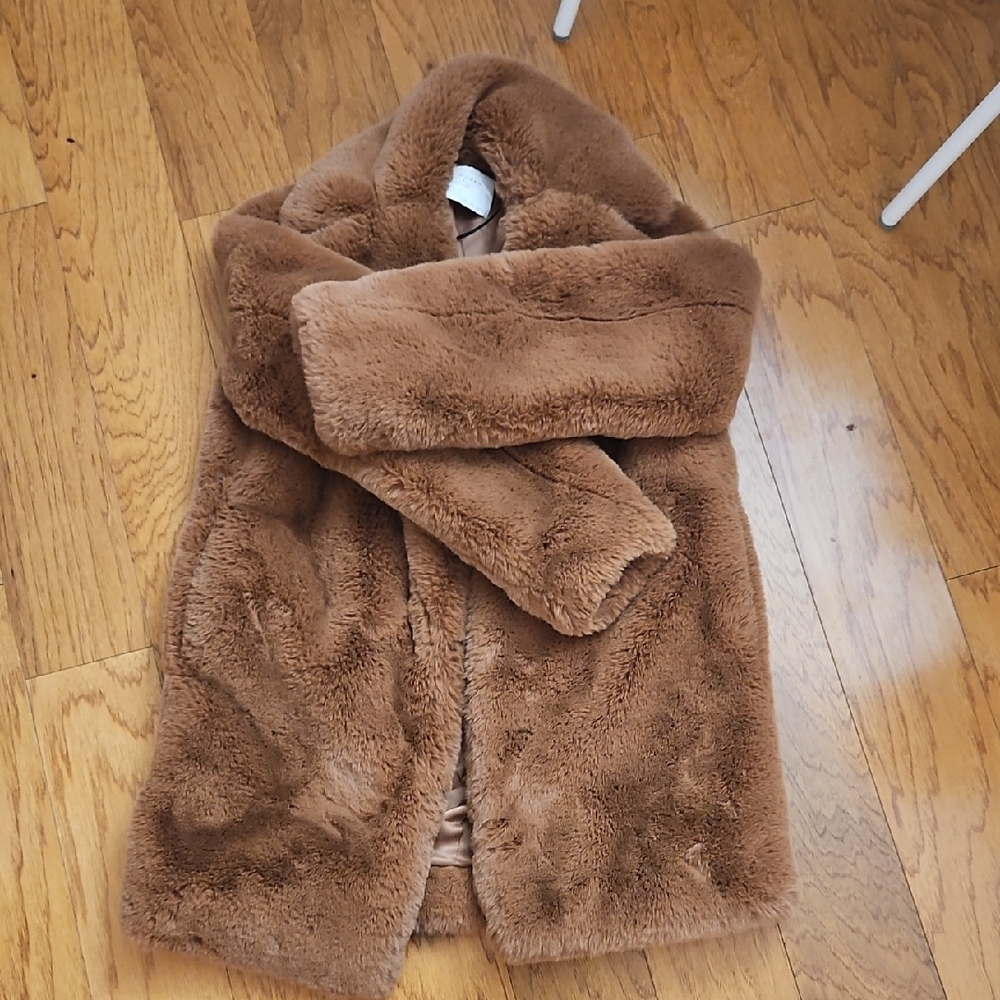 Cozy Faux Fur Coat in Brown zara